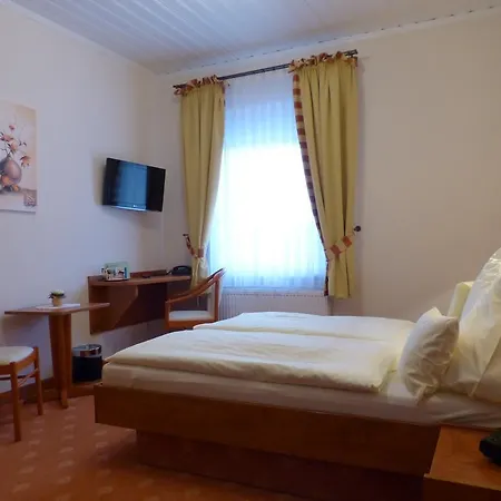 Hotel Wolfsmuehle 3*
